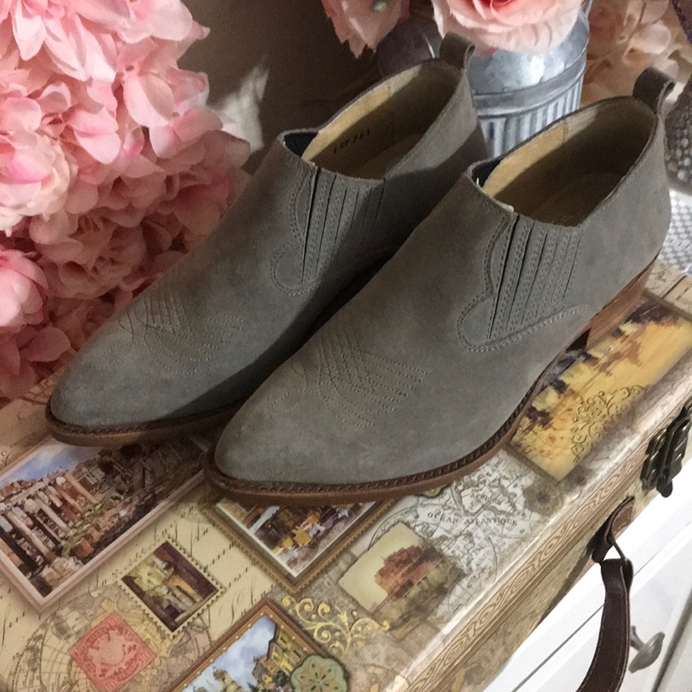 FRYE SUEDE BOOTIES